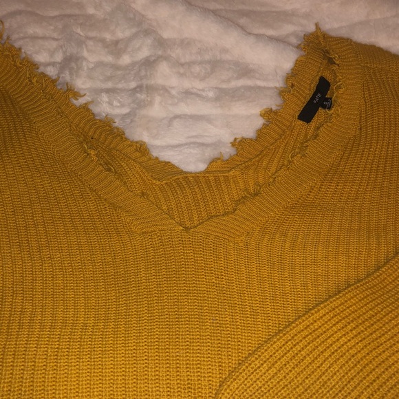 Fate Distressed Relaxed Fit Sweater - Picture 6 of 8